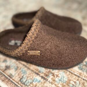 Haflinger Brown Kids Slippers